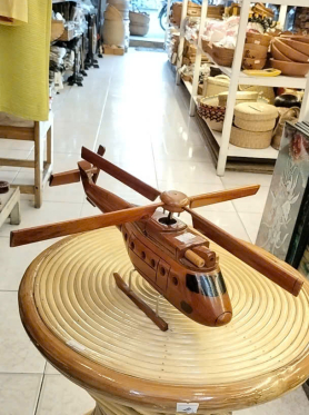 Trực thăng gỗ 2